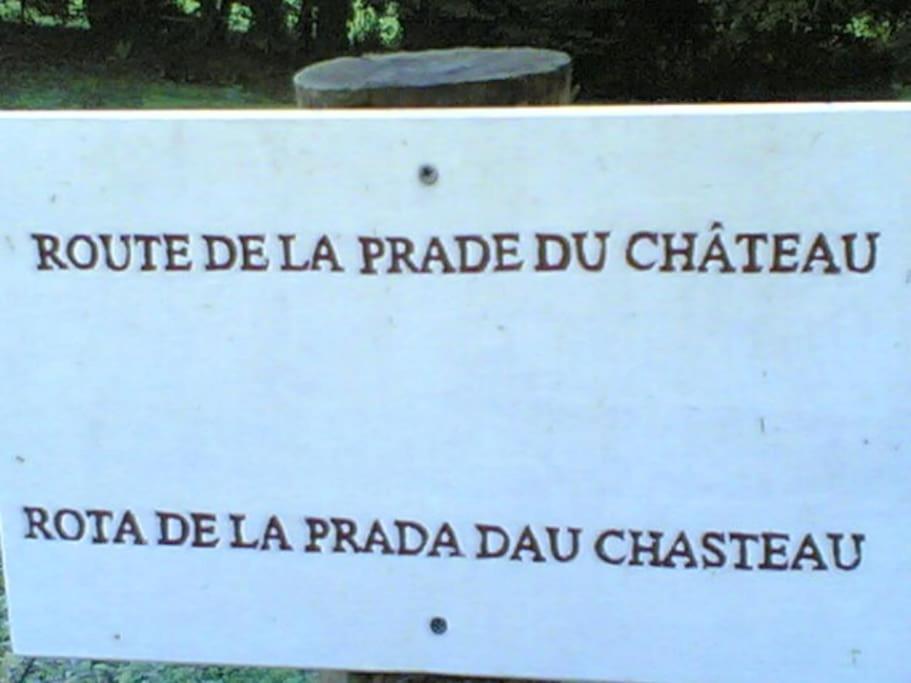 Cottage By The Chateau With Pool In National Parc Les Salles-Lavauguyon Ngoại thất bức ảnh
